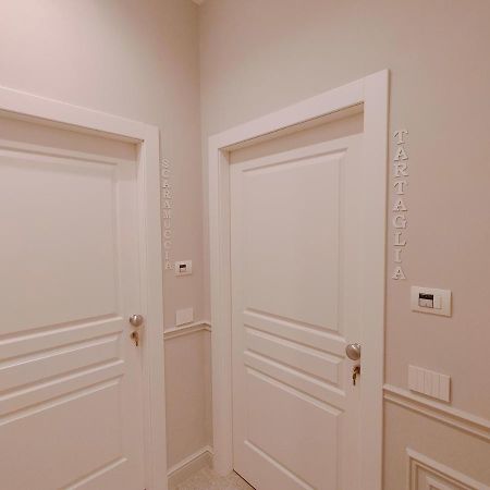 Maccus Suite เนเปิลส์ ภายนอก รูปภาพ